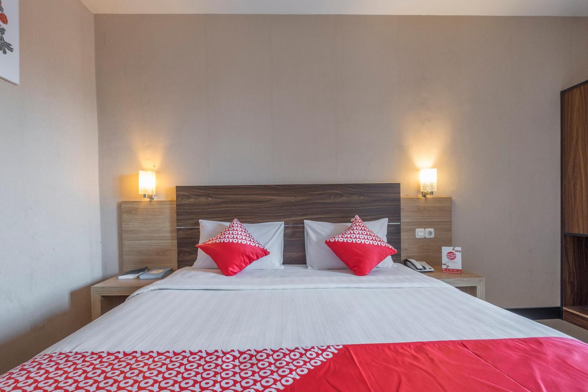 Oyo 1081 Allson City Hotel Makassar Eksteriør bilde