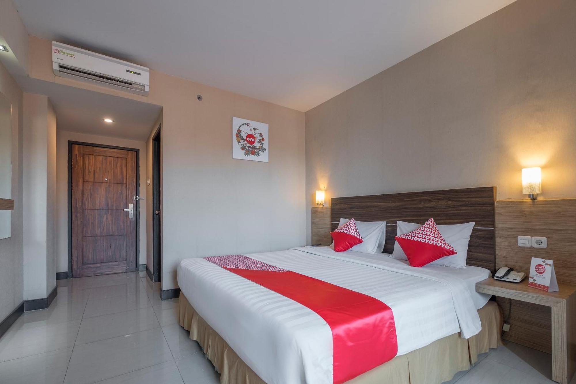 Oyo 1081 Allson City Hotel Makassar Eksteriør bilde