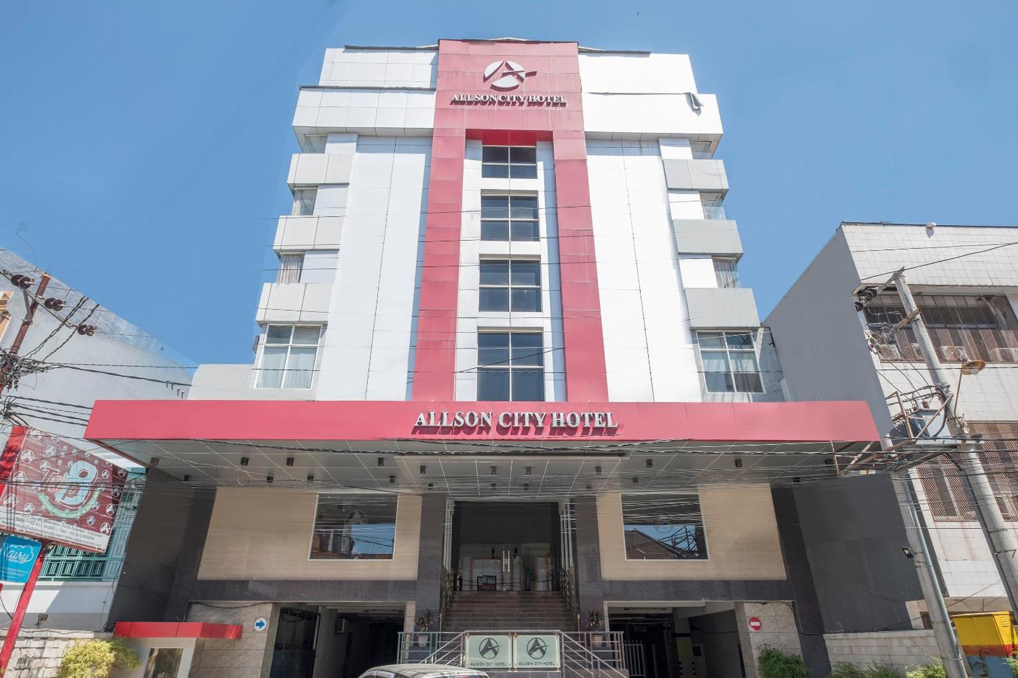 Oyo 1081 Allson City Hotel Makassar Eksteriør bilde