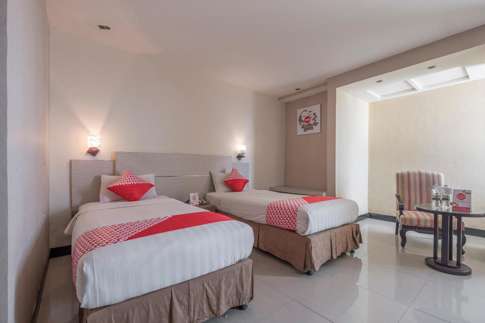 Oyo 1081 Allson City Hotel Makassar Eksteriør bilde